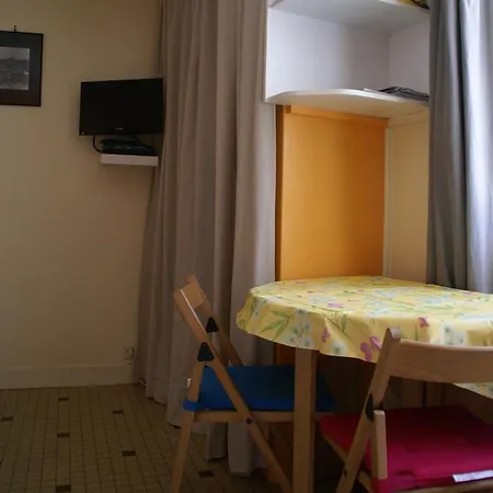 Au Coeur De Bourg Csm Appartement Courseulles-sur-Mer Kamer foto